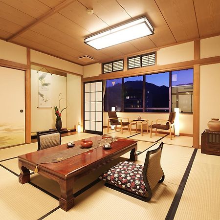 Kotobukiso Hotel Shin'onsen ภายนอก รูปภาพ