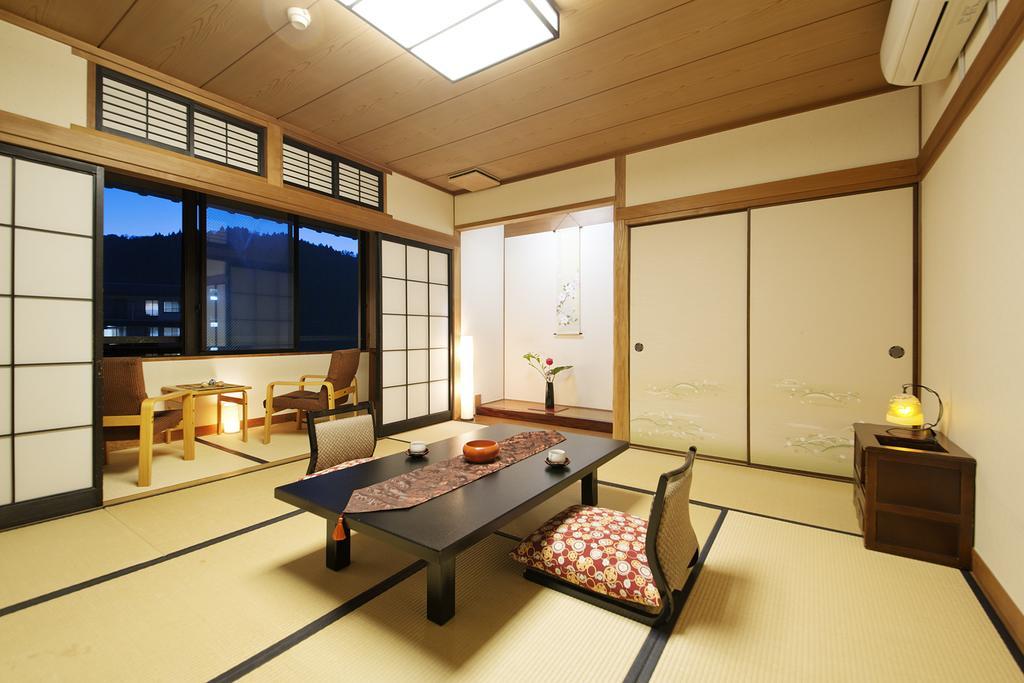 Kotobukiso Hotel Shin'onsen ภายนอก รูปภาพ